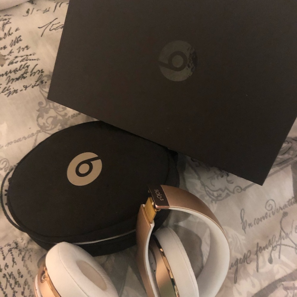Beats solo 3 wireless - Picture 4 of 4
